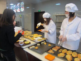 未满小14洗澡无码视频网站