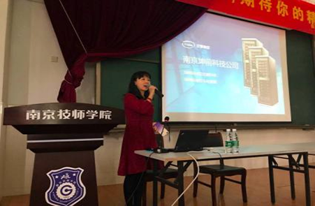 未满小14洗澡无码视频网站